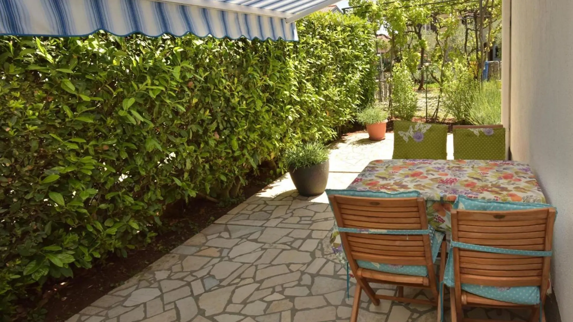 Peaceful And Secluded Krk Apartment With Terrace Krk Town
